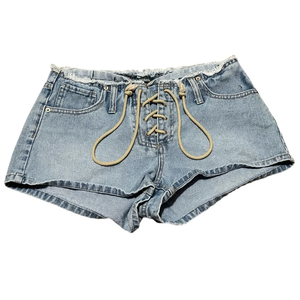 100% cotton lace-up light wash denim shorty-shorts size women’s 6 by wild fable - Picture 1 of 10